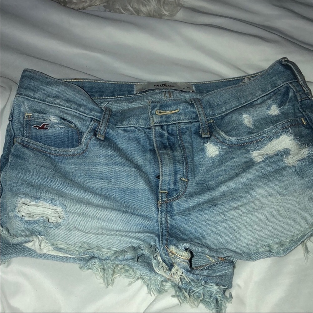 Hollister high waisted shorts